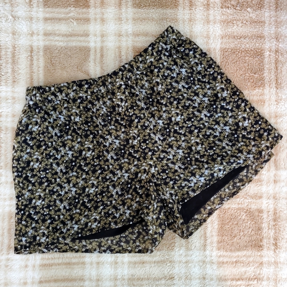Michael Kors Floral Mini Shorts